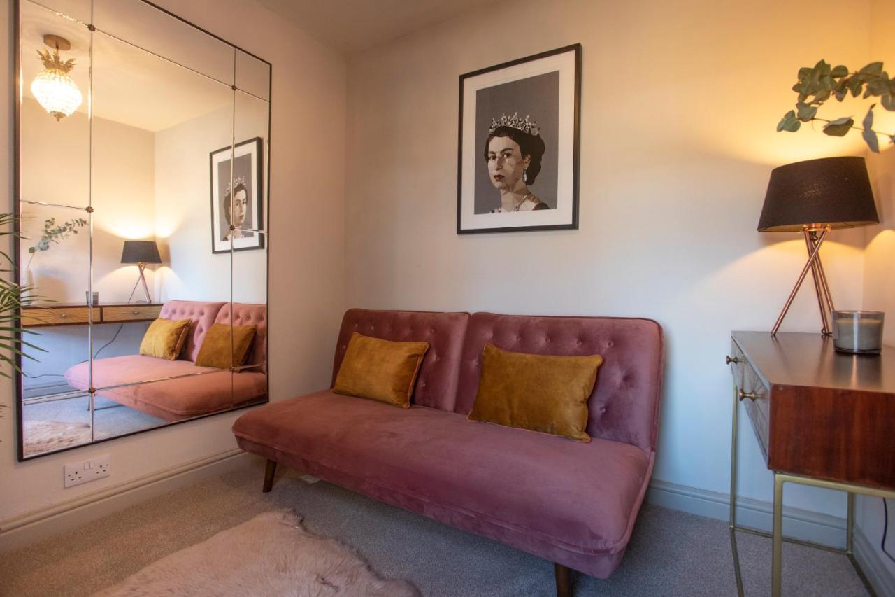 Stunning Warwick Victorian Townhouse - Beautifully Renovated, Free Parking - 5 Min Walk To Warwick Castle & Historic Town Centre - Perfect Uk Break And Base For Exploring Cotswolds Villa Kültér fotó